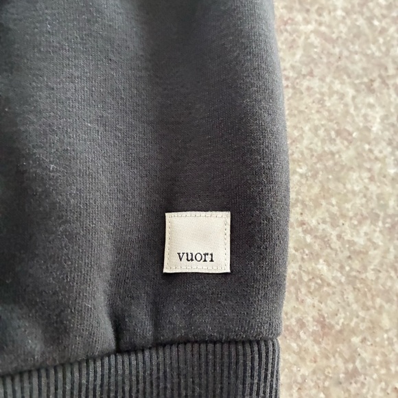 VUORI Restore Full Zip Hoodie - Washed Black SZ Medium VW2030 NWT - Picture 3 of 6